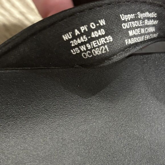 Olukai Nu'a Pi'o Sandals Women's 9 Black Wet Grip Rubber Flip Flops 20445 - Picture 4 of 4